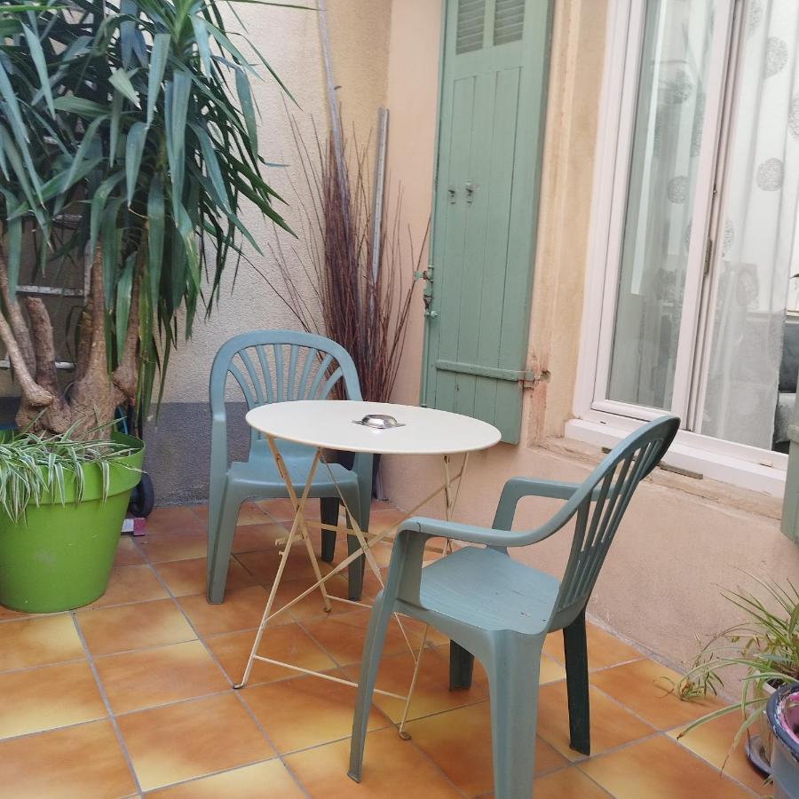 Appartement Duplex Denim à Nîmes Extérieur photo