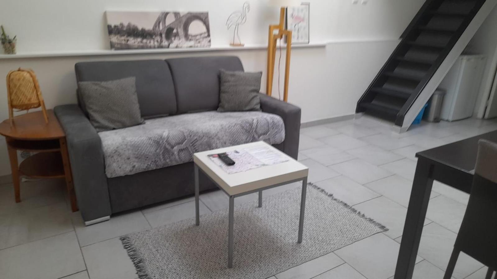 Appartement Duplex Denim à Nîmes Extérieur photo